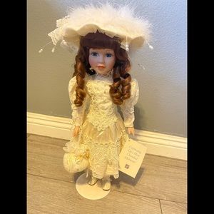 Gizelle House of Lloyd w/ Tag & Box